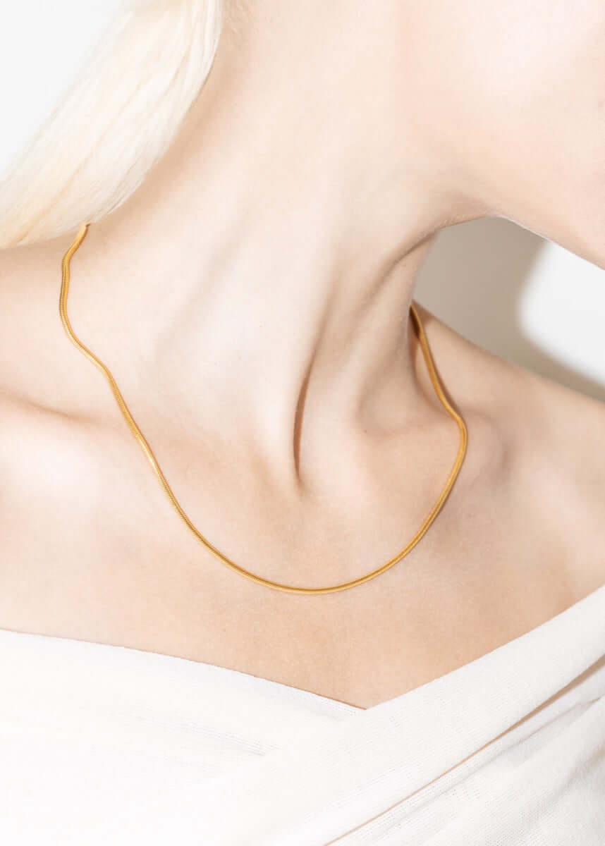 colar choker dona margo Colares