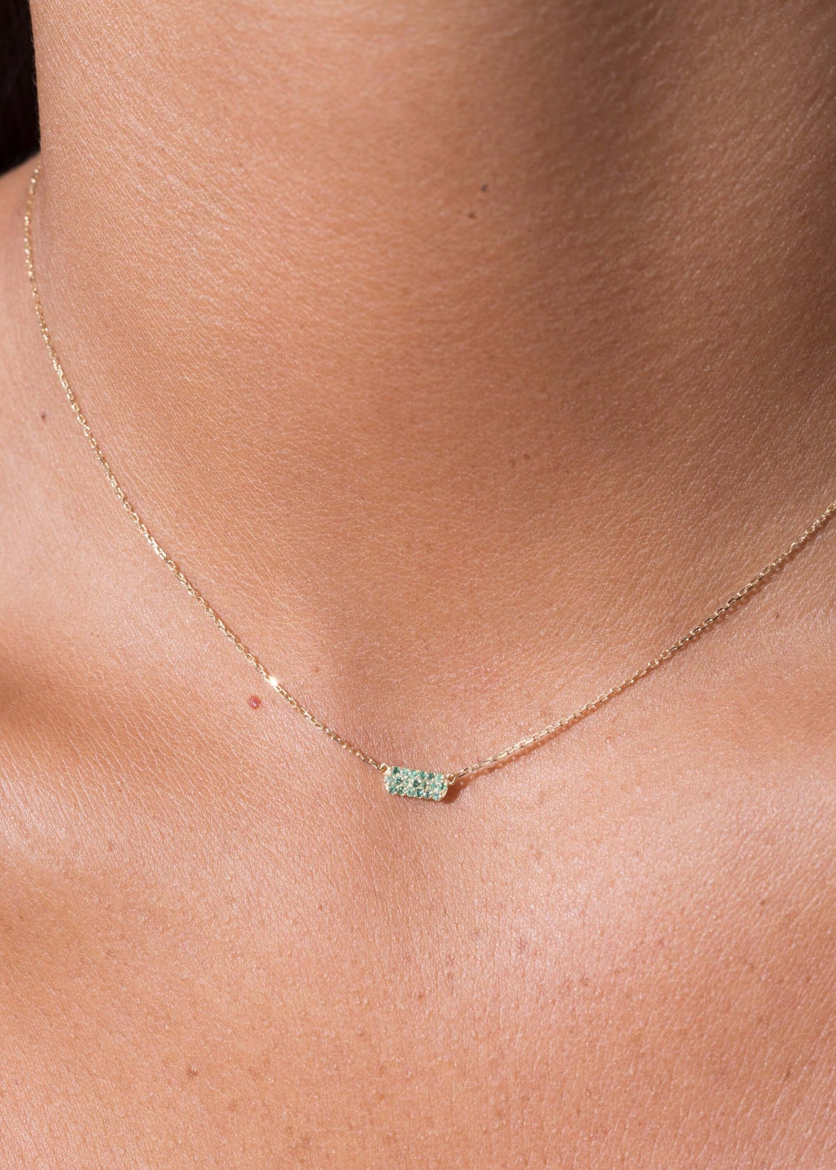 colar hannah 18k esmeralda Colares