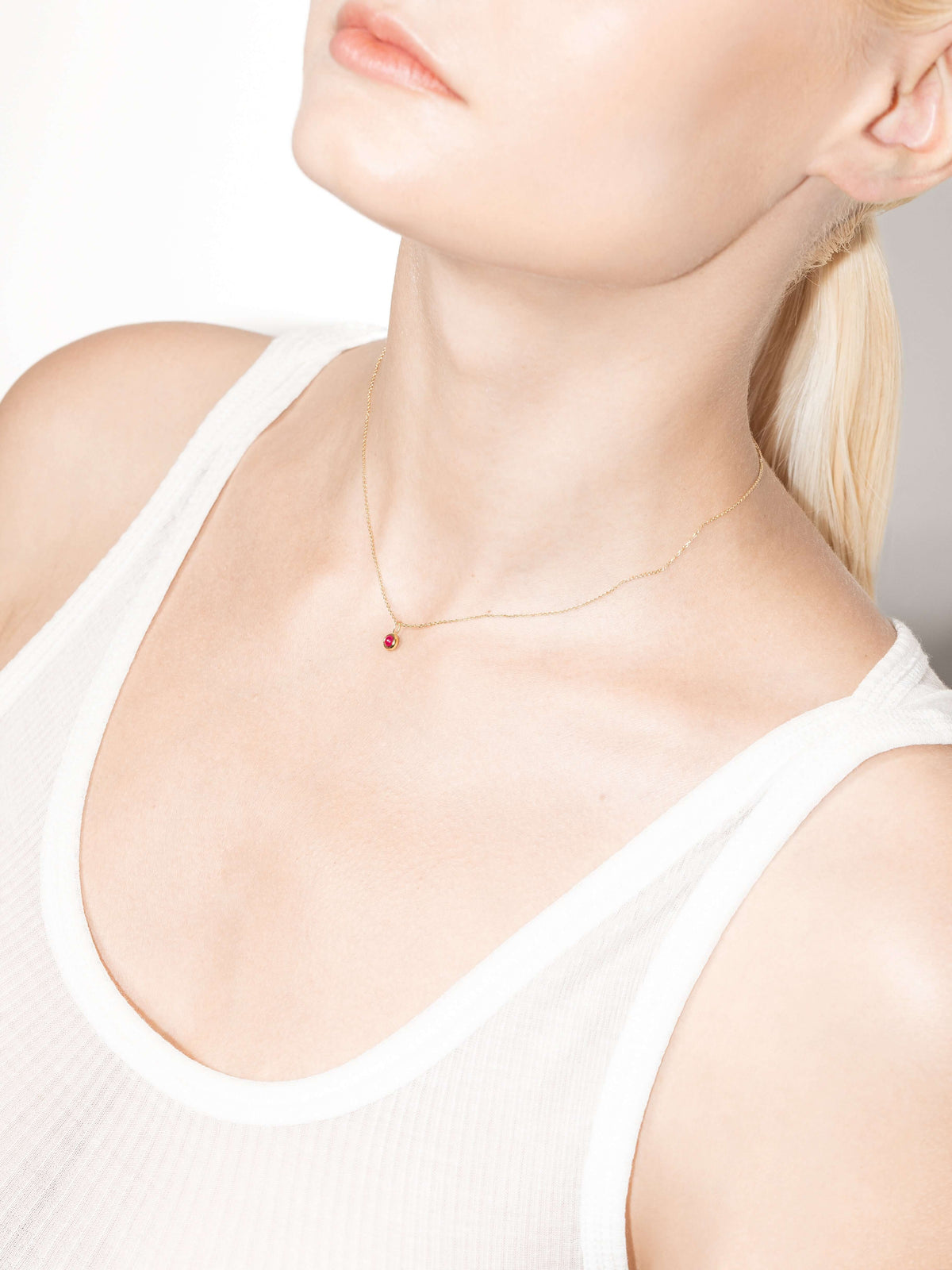 colar simulado 18k rubi Colares