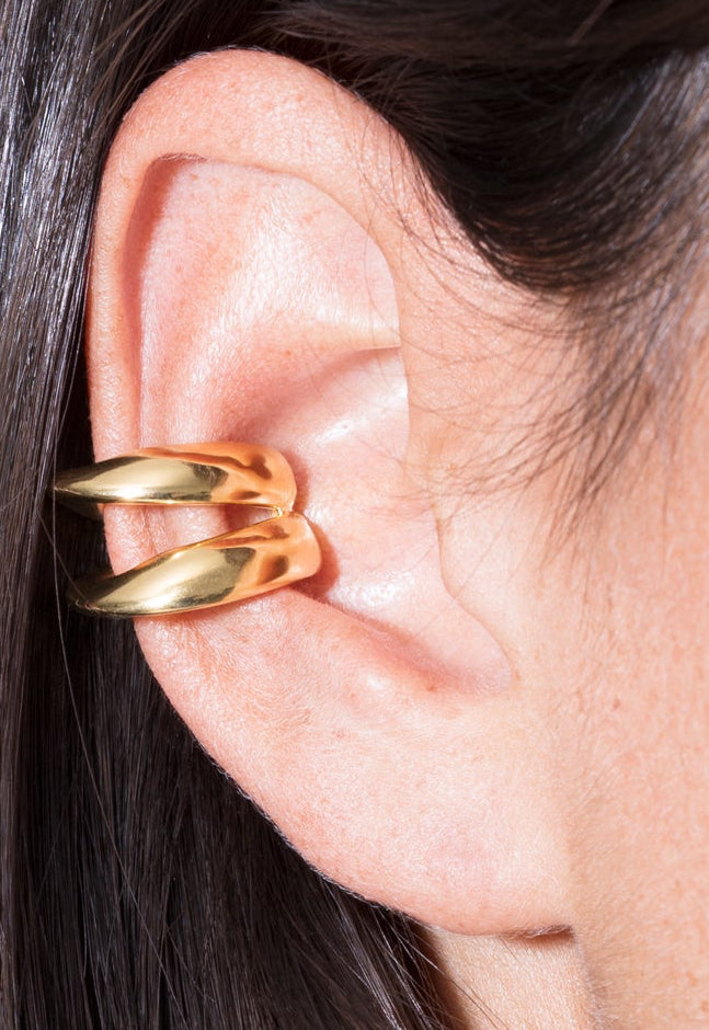Ear cuff prata feminino: como usar bem