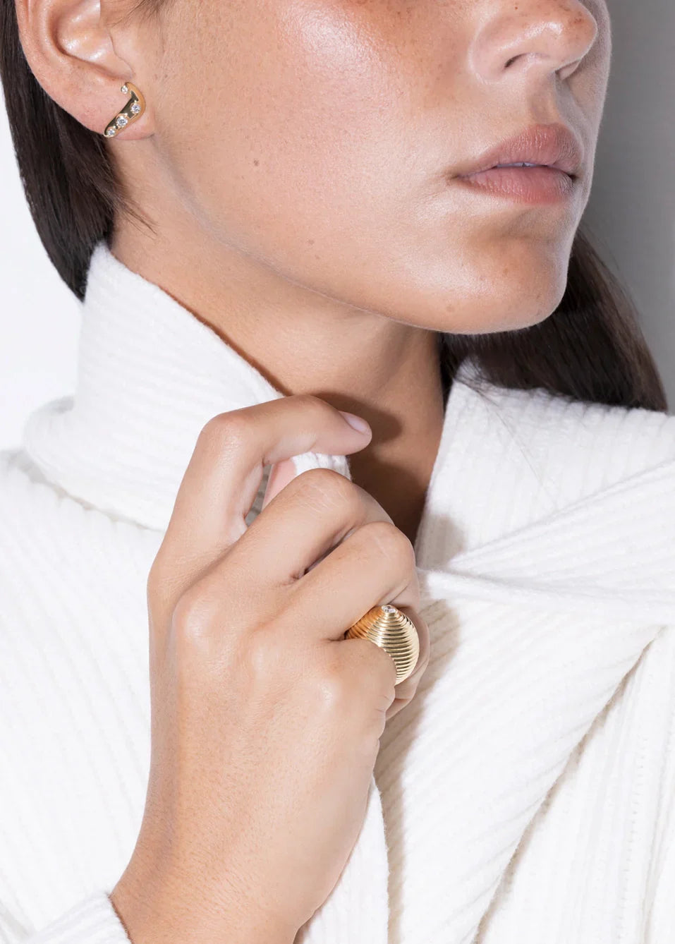 Anel solitário moderno: como escolher bem