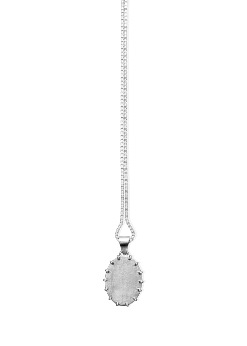 amelia necklace