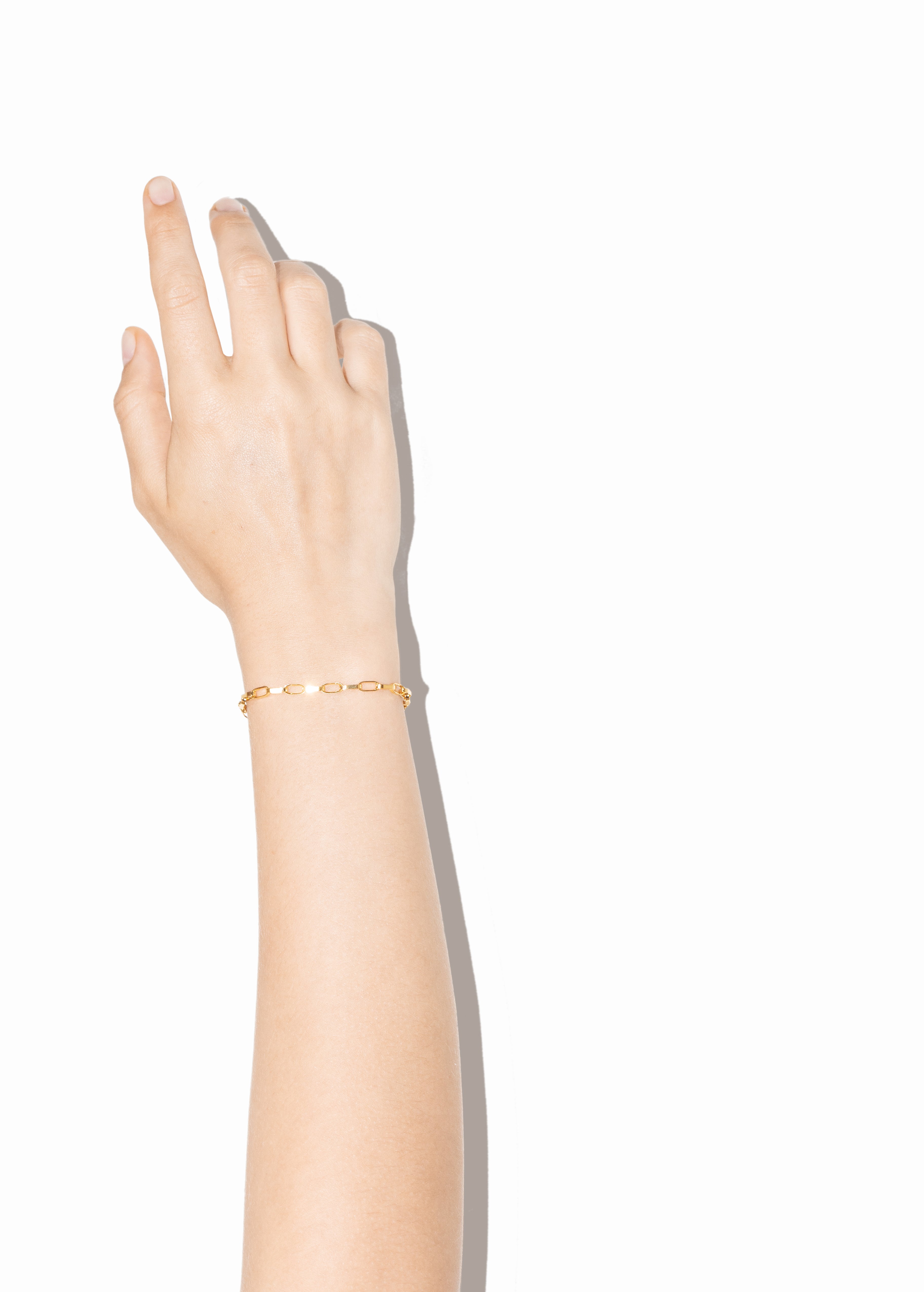 model wearing pernille bracelet in gold