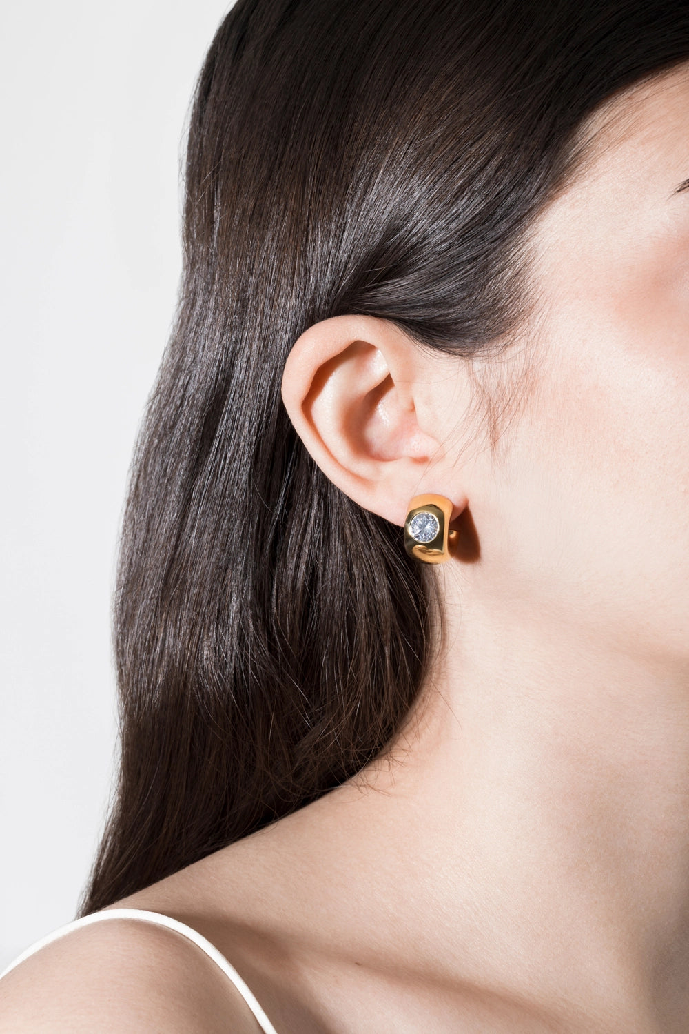 violet halo huggies Earrings